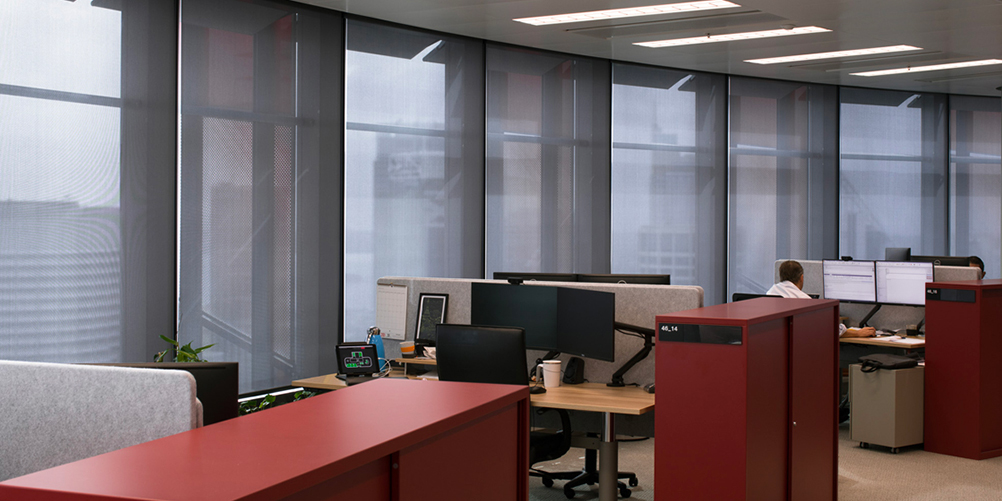 Estores enrollables Mermet 1 - TextilCort Foto de ambiente de cortinas estores enrollables de Mermet 1