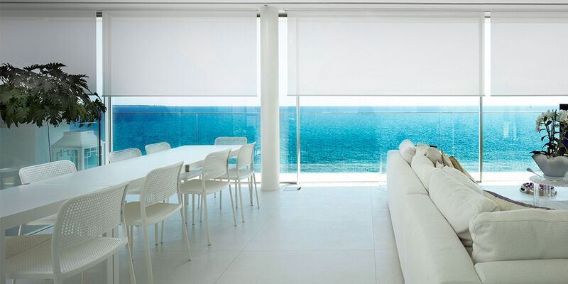 Estores enrollables Mermet 11 - TextilCort Foto de ambiente de cortinas estores enrollables de Mermet 11