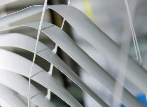 Veneciana de aluminio indeformable TextilCort modelo 1