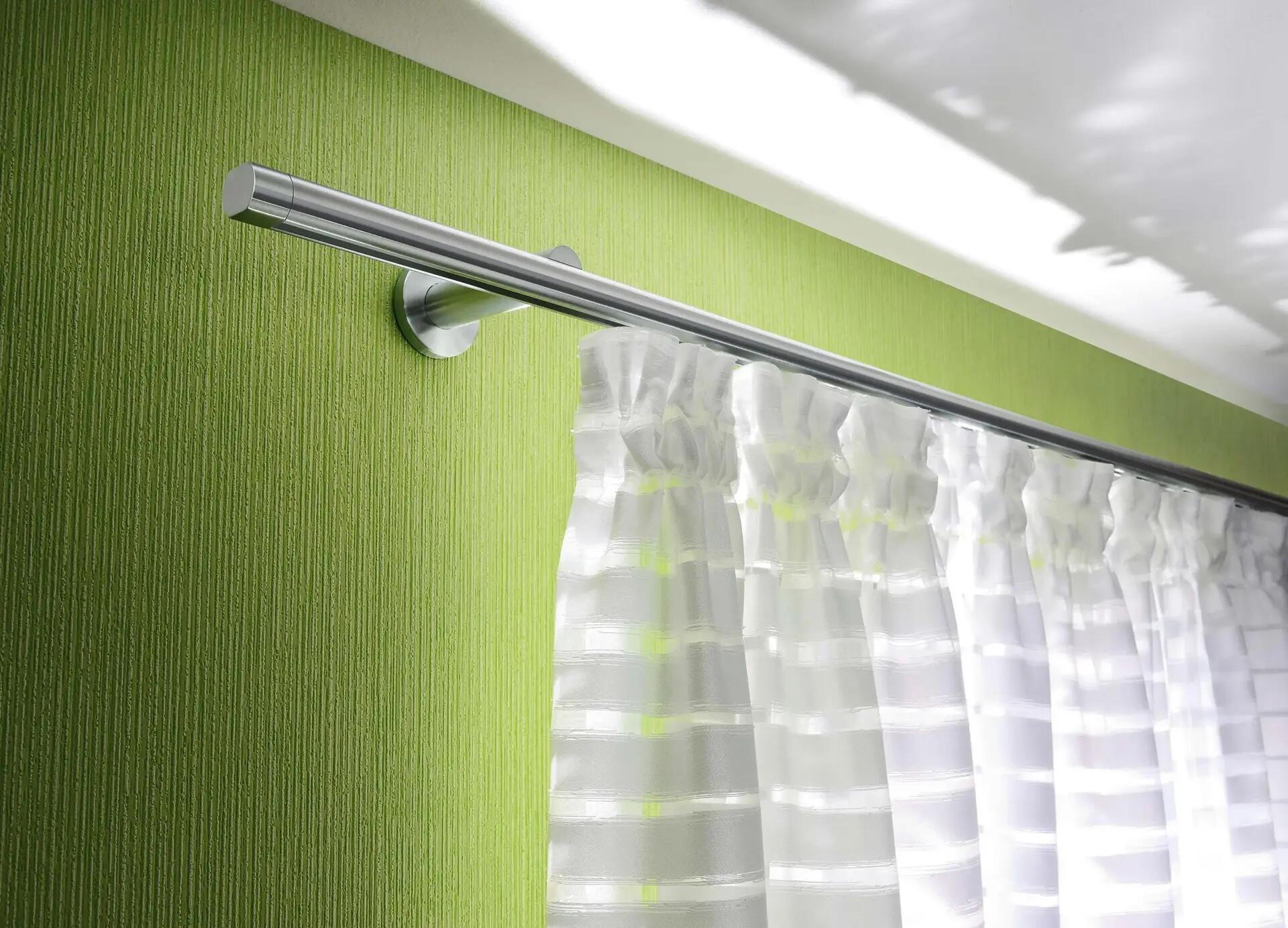 Sistema riel de cortinas decorativo Metro